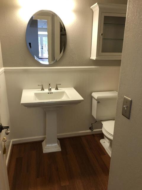 17588 River Run Road, Salinas CA: https://media.crmls.org/mediaz/c8981af0-a850-4ac4-82ab-102a3ec480f9.jpg
