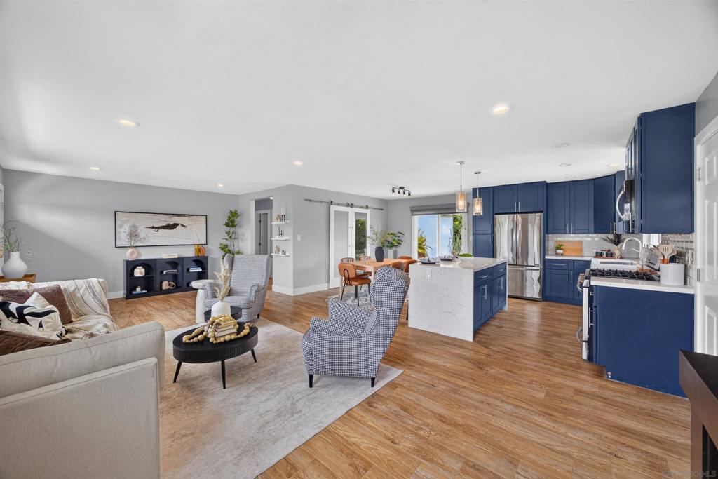 4852 Kings Way - photo 10