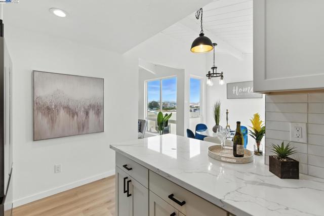100 Byrne St, Daly City CA: https://media.crmls.org/mediaz/c899c4b8-36d9-46ea-aab9-69273bddc52a.jpg