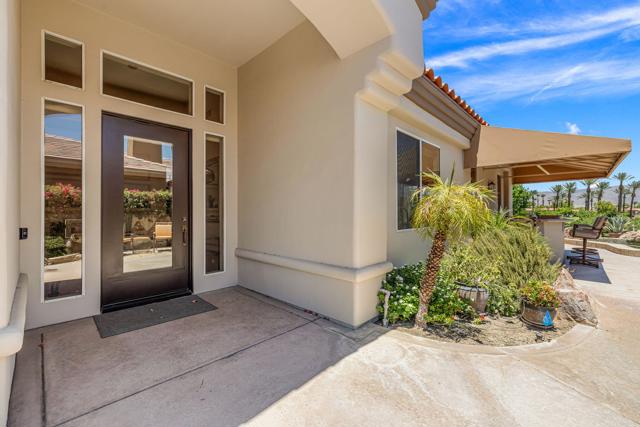 280 Tomahawk Drive, Palm Desert, CA 92211