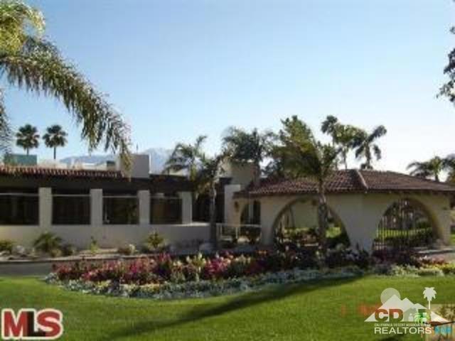 #68 clubhouse