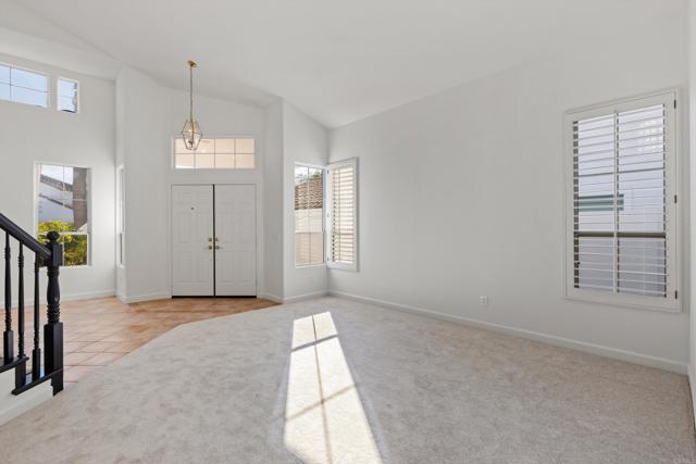 Detail Gallery Image 9 of 47 For 6012 Piros Way, Oceanside,  CA 92056 - 2 Beds | 2/1 Baths