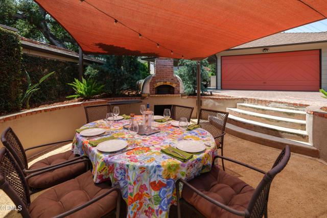 3312 Thorndale Road, Pasadena CA: https://media.crmls.org/mediaz/c89ab519-aa58-4b89-b871-aa3ac23b01e5.jpg