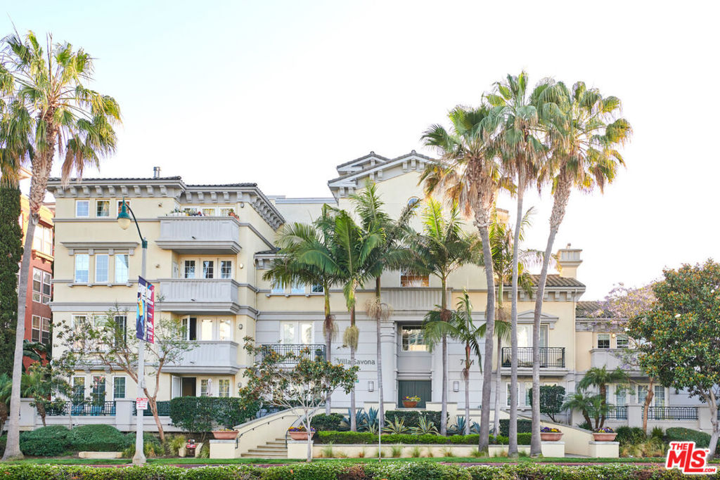 7101 Playa Vista Drive #413