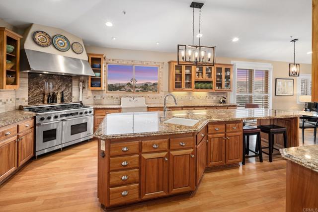 18351 WOODS HILL, Ramona CA: https://media.crmls.org/mediaz/c89b583c-d6b2-446a-a3ff-8b3296f47575.jpg