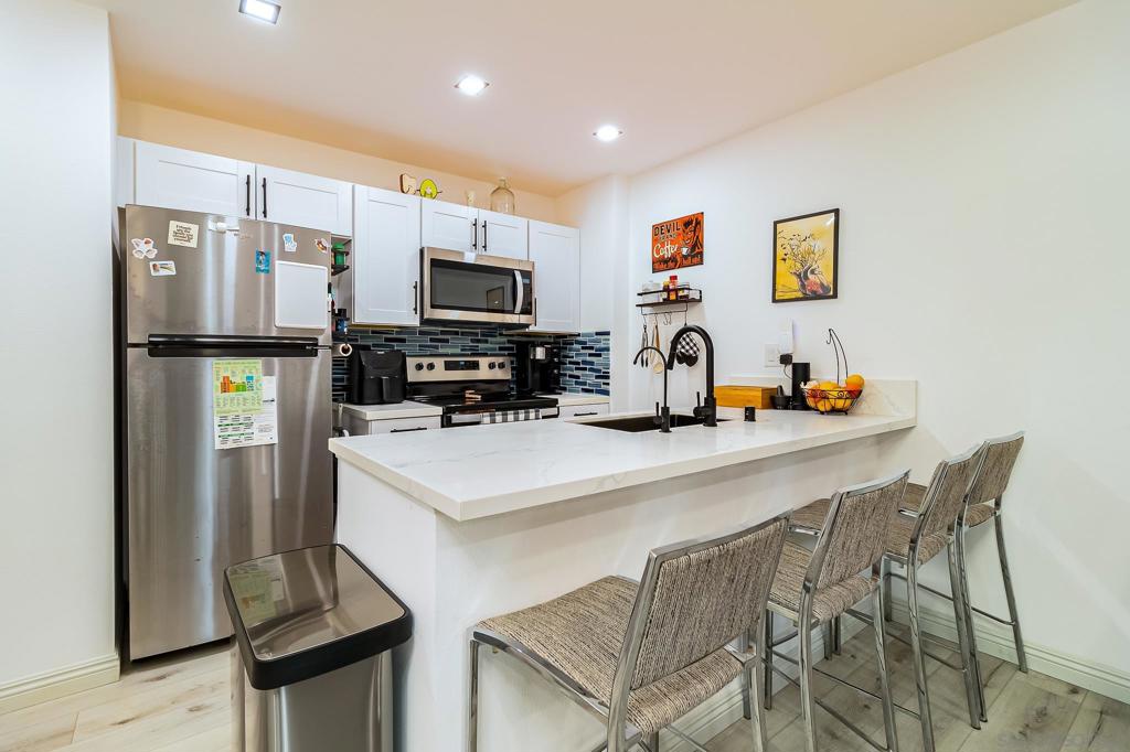 MLS #250035038SD img 4