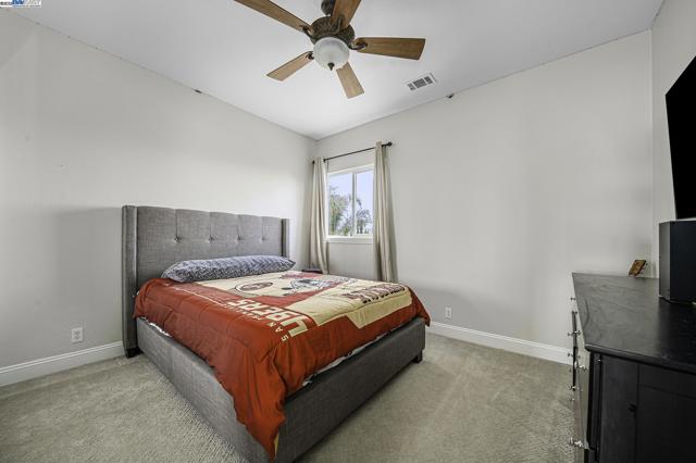 4892 South Pt, Discovery Bay CA: https://media.crmls.org/mediaz/c89cd9a8-12ac-4ea4-bc9a-c685eb500fa9.jpg
