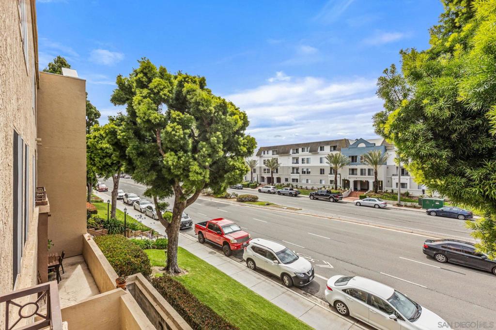 8889 Caminito Plaza Centro - photo 12