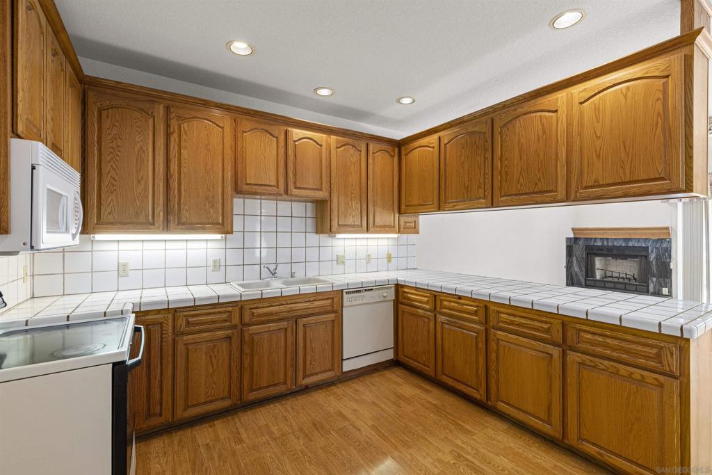 2446 Sacada Cir - photo 10