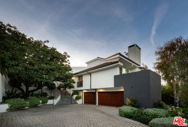 5 Bed Home for Sale in Beverly Hills, California