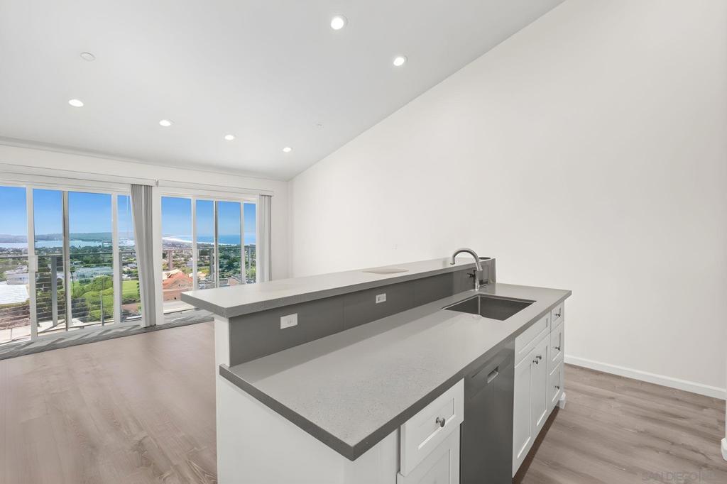 1243 Van Nuys St - photo 8