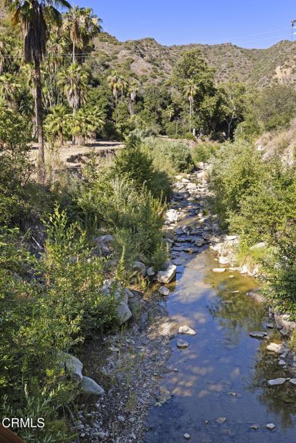 16825 Maricopa Highway, Ojai CA: https://media.crmls.org/mediaz/c89fdba1-5a03-44ce-a89a-c3a2907e9b90.jpg