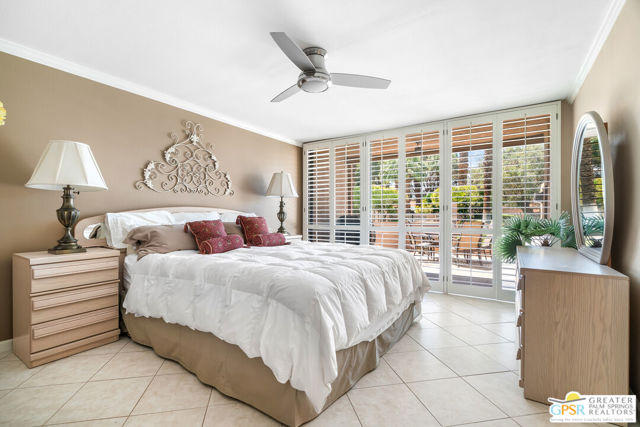 2557 N Whitewater, Palm Springs CA: https://media.crmls.org/mediaz/c8a0b895-9cb4-4d50-9c35-dd8be21ca3ef.jpg