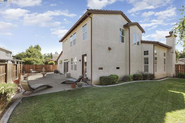 Image 39 of 53 For 5854 Riverbank Cir
