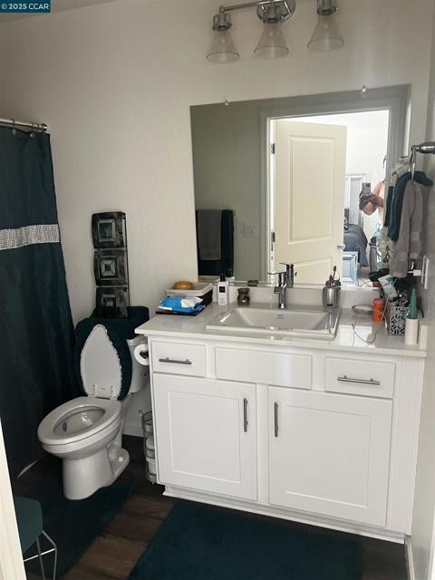 627 Elizabeth Ct, Merced CA: https://media.crmls.org/mediaz/c8a26b36-88ef-4850-89b8-3d593037f040.jpg