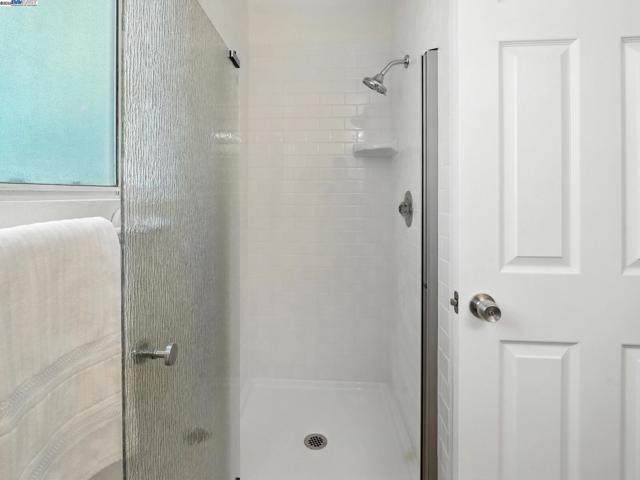 7635 Canyon Meadow Cir, Pleasanton CA: https://media.crmls.org/mediaz/c8a2fdfc-8898-4d65-bbb5-fe7e613b0419.jpg