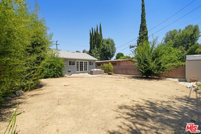 22652 Burbank Boulevard, Woodland Hills, California 91367, 3 Bedrooms Bedrooms, ,2 BathroomsBathrooms,Single Family Residence,For Sale,Burbank,24406779