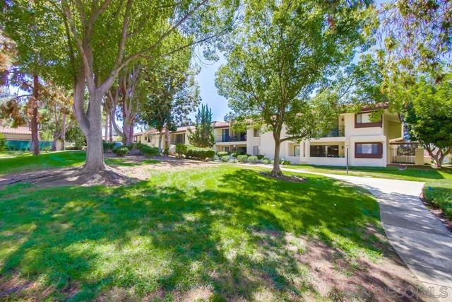 17637 Pomerado Rd, San Diego CA: https://media.crmls.org/mediaz/c8a73e0a-6d44-4ac0-97cc-b2c78b027b0b.jpg
