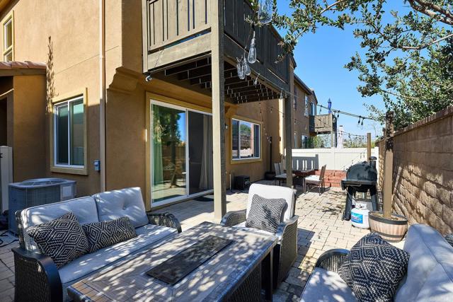Detail Gallery Image 9 of 41 For 1278 via Fanal, Oceanside,  CA 92056 - 4 Beds | 2/1 Baths