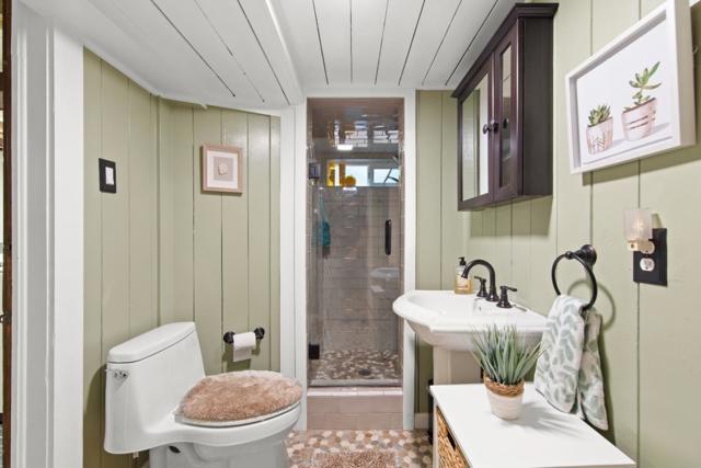 13395 W Park Avenue, Boulder Creek CA: https://media.crmls.org/mediaz/c8a7e9a1-8210-432d-a79f-77f774b15a63.jpg