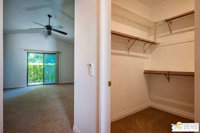 Image 37 of 47 For 1399 Via Donna