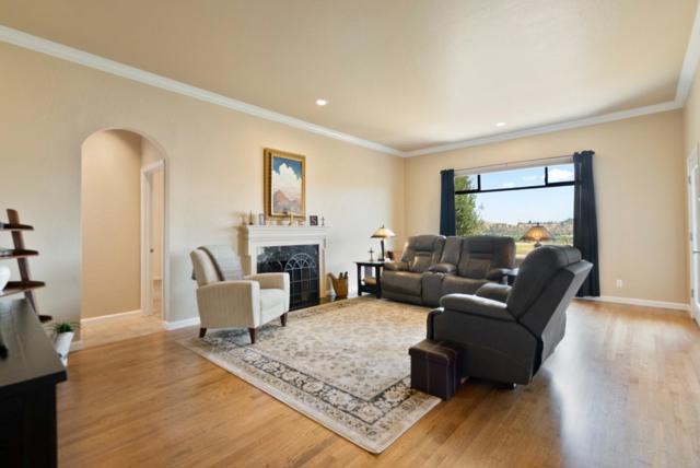 38 Barbras Court, Hollister CA: https://media.crmls.org/mediaz/c8aa4361-3694-45ed-8ef8-76ccb67e7967.jpg