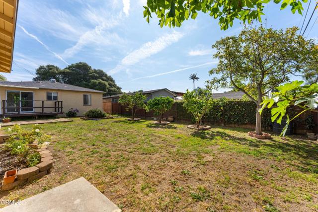 Detail Gallery Image 32 of 47 For 127 Glen Ellen Dr, Ventura,  CA 93003 - 3 Beds | 1 Baths