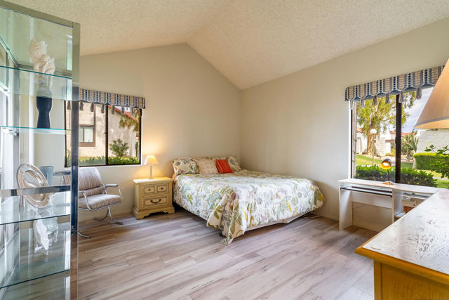 2355 S Gene Autry Trail, Palm Springs CA: https://media.crmls.org/mediaz/c8ab051a-9d88-44a2-84f5-5c92303abffa.jpg