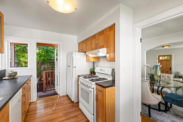 212 Gilbert Avenue, Menlo Park CA: https://media.crmls.org/mediaz/c8abf7d4-8582-45de-85f4-97e99a8da944.jpg