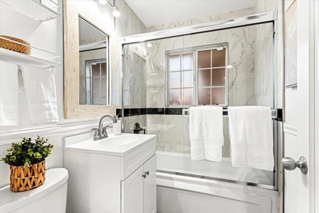 Image 19 of 35 For 21060 Tulita Court