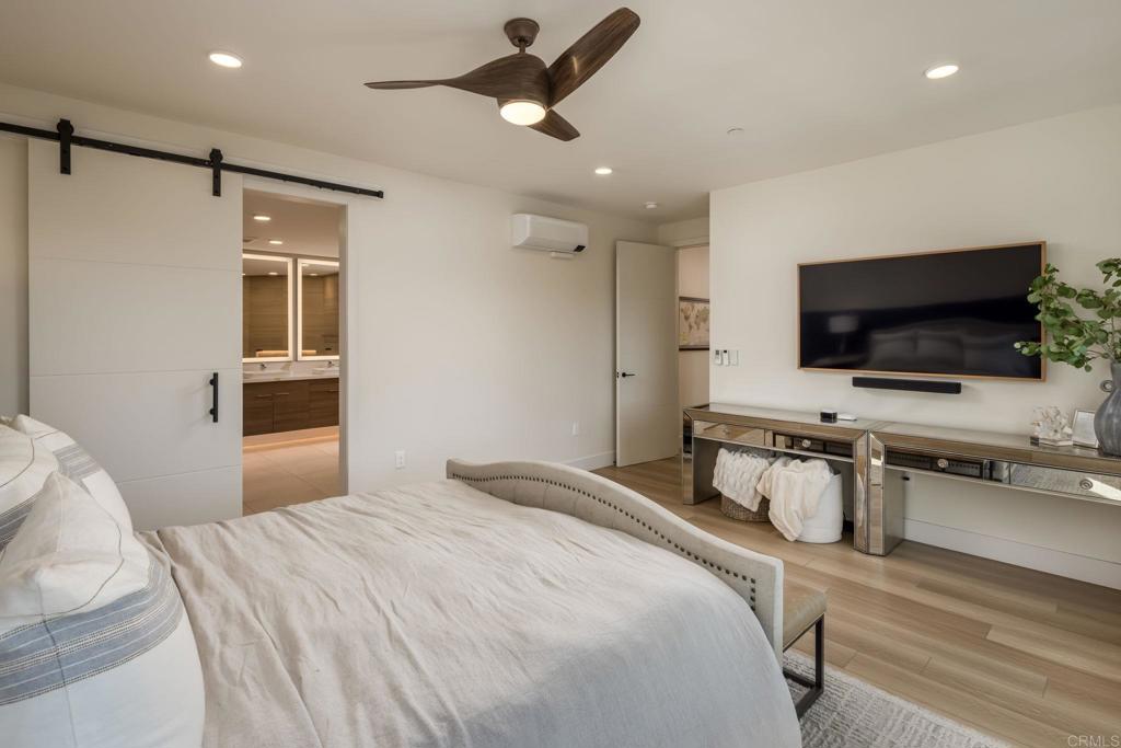 2501 State Street - photo 14