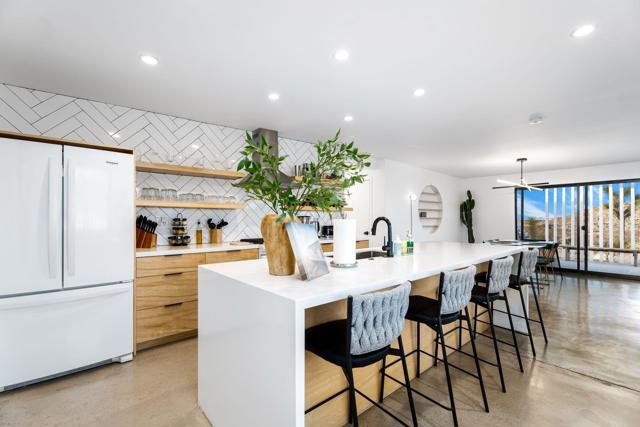 8256 Quail Springs Road, Joshua Tree CA: https://media.crmls.org/mediaz/c8ad0656-3817-4cd9-a775-3894a6d63e1d.jpg