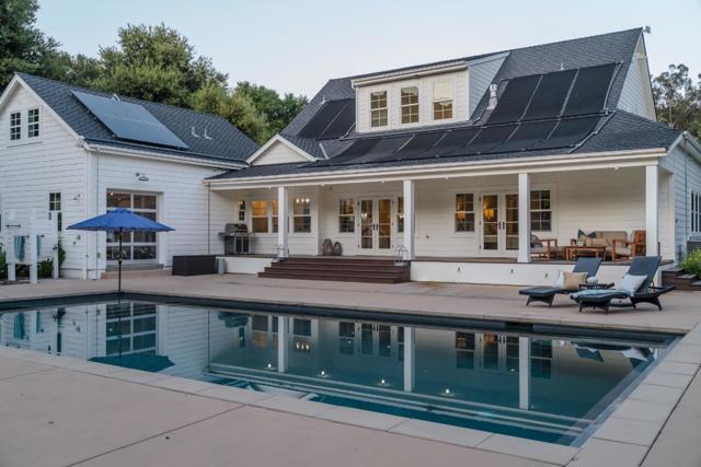 10555 Watsonville Road, Gilroy CA: https://media.crmls.org/mediaz/c8ad9a26-eb30-47be-842c-5421d9cb19cf.jpg