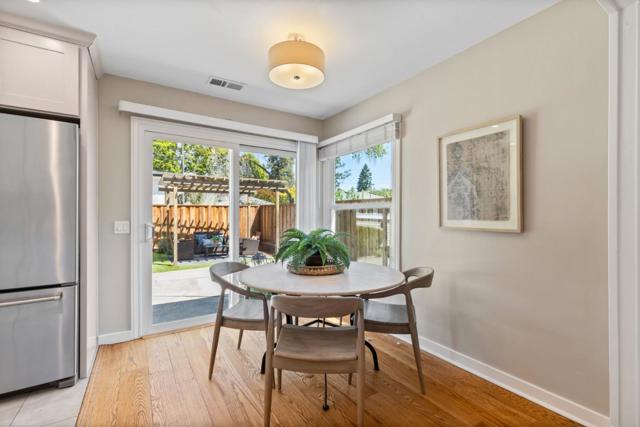 166 Willow Road, Menlo Park CA: https://media.crmls.org/mediaz/c8ae4df8-cbf2-49ca-952e-4102dde019ed.jpg