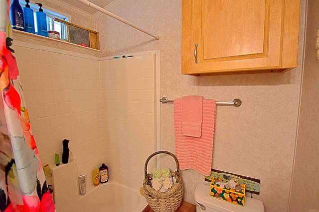 677 G Street, Chula Vista CA: https://media.crmls.org/mediaz/c8b04ff1-7f08-4e7b-adc7-68f91997dbbd.jpg
