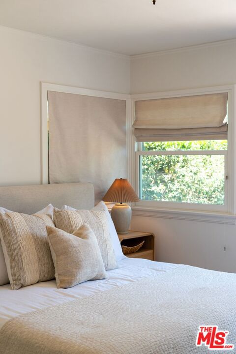 4148 Mentone Avenue, Culver City CA: https://media.crmls.org/mediaz/c8b1285c-93b0-4ec4-9413-b96d1f6d9a6d.jpg