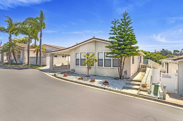 2010 W San Marcos Boulevard, San Marcos CA: https://media.crmls.org/mediaz/c8b12d76-3f8d-4dd3-b924-b095e1cf0a80.jpg