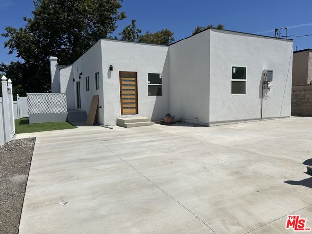 2158 77th Street, Los Angeles, California 90047, 4 Bedrooms Bedrooms, ,4 BathroomsBathrooms,Single Family Residence,For Sale,77th,24423467