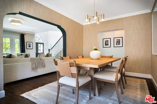 14071 Roblar Road, Sherman Oaks CA: https://media.crmls.org/mediaz/c8b2acd6-2831-43f9-8f3f-37957c69d57c.jpg