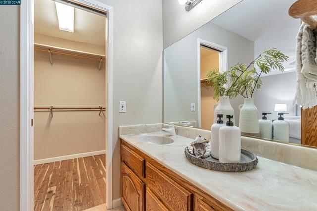 812 Royal Ann Ln, Concord CA: https://media.crmls.org/mediaz/c8b2c0da-8729-412d-8c74-0269a408a750.jpg