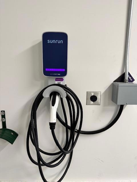 2865 Shannon Drive, South San Francisco CA: https://media.crmls.org/mediaz/c8b2ddbd-0bf3-418f-9486-8438586a322c.jpg