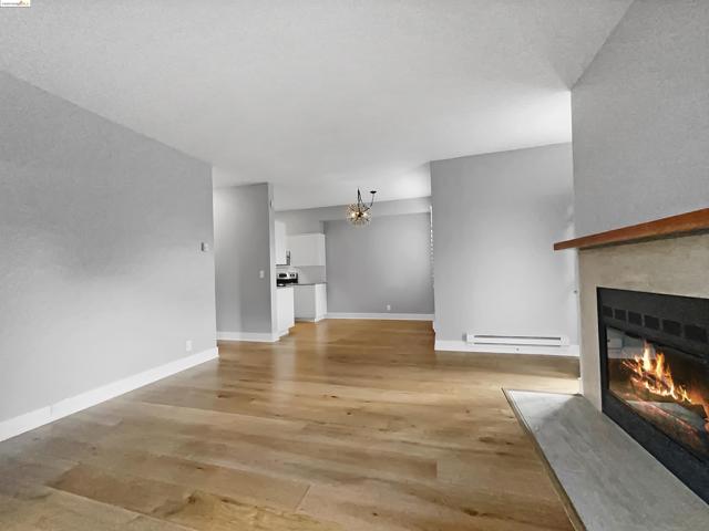 33 Shoreline, Richmond, California 94804, 2 Bedrooms Bedrooms, ,1 BathroomBathrooms,Condominium,For Sale,Shoreline,41055171