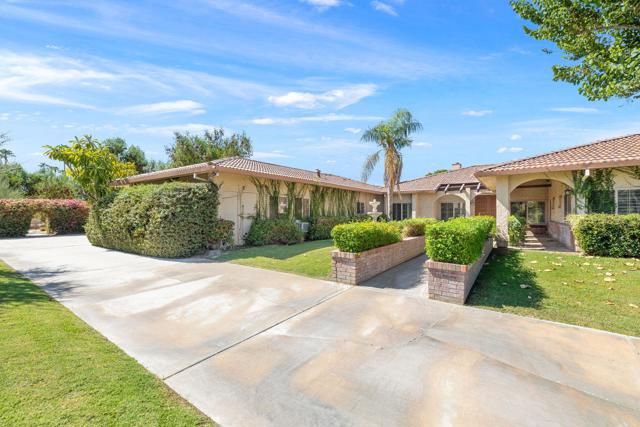 72056 Palm Haven Drive, Rancho Mirage CA: https://media.crmls.org/mediaz/c8b53995-5e84-4eae-8edf-3f3184be0a25.jpg