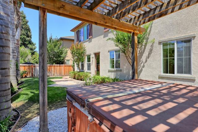 1250 Sunrise Drive, Gilroy CA: https://media.crmls.org/mediaz/c8b5a203-8c96-46e2-b307-95c8be6948cb.jpg
