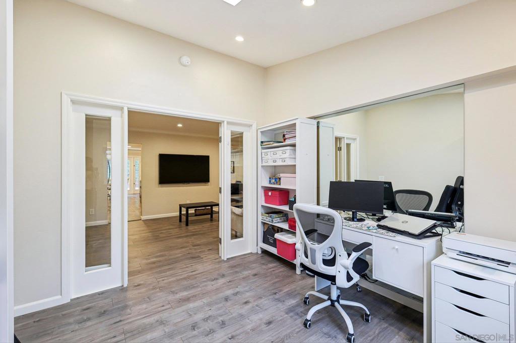 8870 Caminito Primavera - photo 17