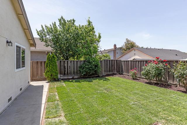4463 Park Sommers Way, San Jose CA: https://media.crmls.org/mediaz/c8b698c1-43ba-4acc-9783-de97d734324d.jpg