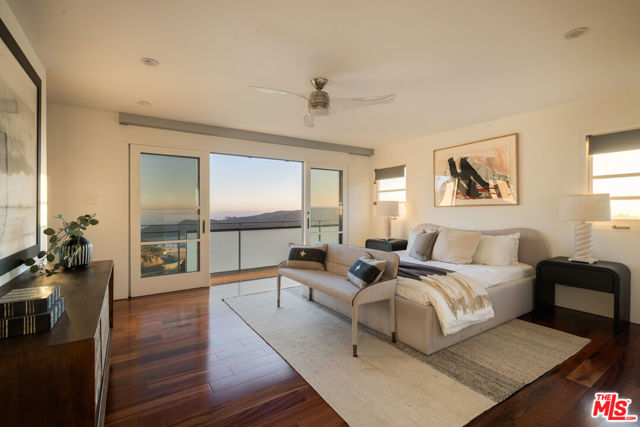 6300 Mulholland Highway, Los Angeles CA: https://media.crmls.org/mediaz/c8b76185-72ac-4056-b8ca-bd1e8c284182.jpg