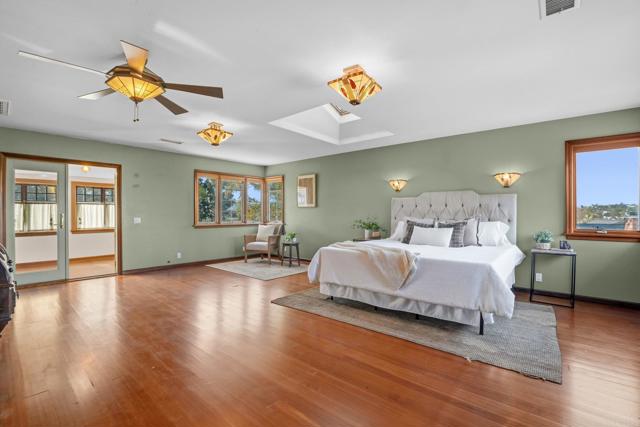 Detail Gallery Image 19 of 61 For 9110 Brier Rd, La Mesa,  CA 91942 - 4 Beds | 4 Baths