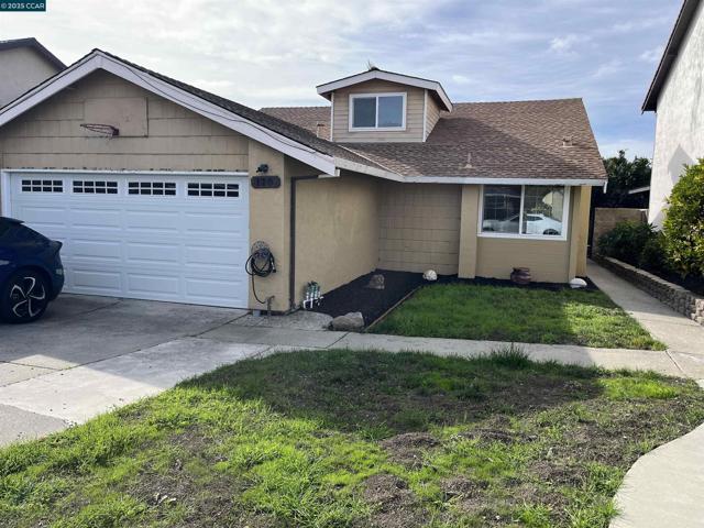 120 Bonita Ct, Rodeo CA: https://media.crmls.org/mediaz/c8b87fdd-2a4d-47bb-8031-7a5301c06bae.jpg