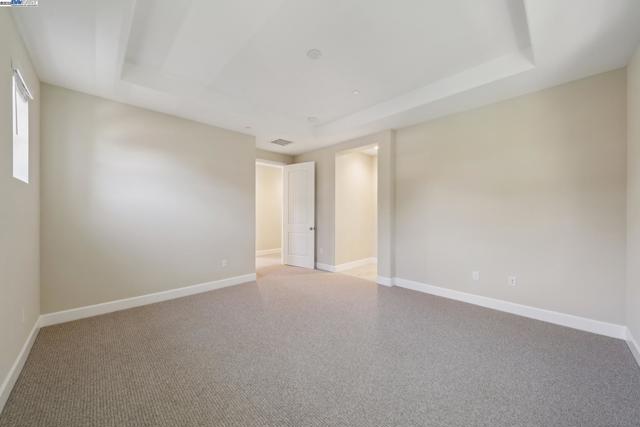1305 Sunningdale Lane, Fairfield CA: https://media.crmls.org/mediaz/c8b8948a-cd98-407e-8657-b2b50672baae.jpg